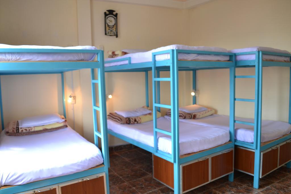 Nu Cuoi Xinh Hostel Да Лат Стая снимка